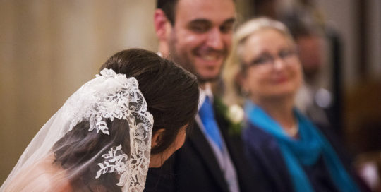 08- naturalidad-novios-reportaje-velo